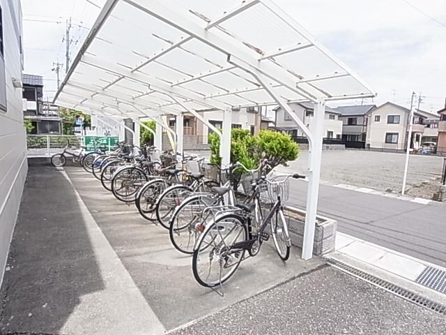 静岡駅 バス16分  静岡総合庁舎前下車：停歩4分 1階の物件外観写真