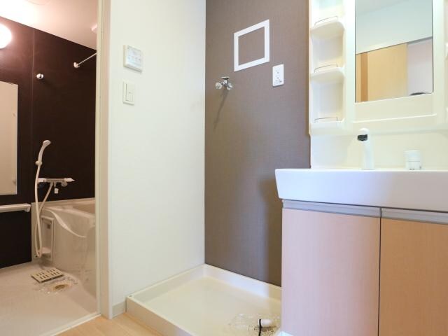 静岡駅 バス20分  中島下車：停歩2分 2階の物件内観写真