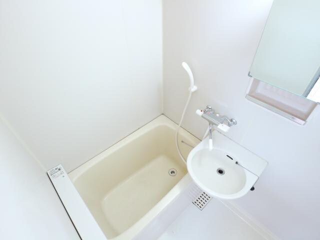 静岡駅 バス18分  小鹿下車：停歩3分 2階の物件内観写真