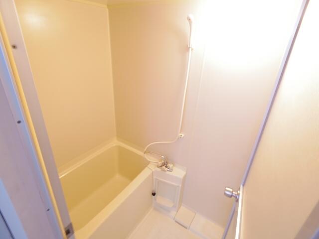 静岡駅 バス16分  中村町下下車：停歩3分 2階の物件内観写真