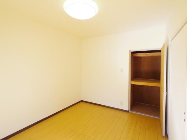 静岡駅 バス16分  中村町下下車：停歩3分 2階の物件内観写真