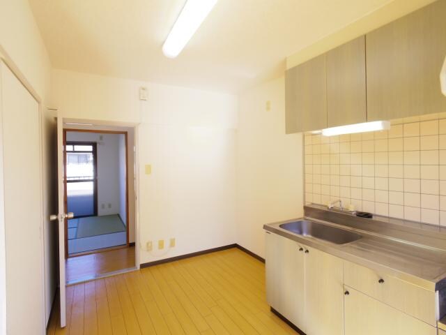 静岡駅 バス16分  中村町下下車：停歩3分 2階の物件内観写真