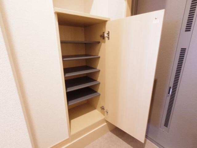 静岡駅 徒歩10分 4階の物件内観写真