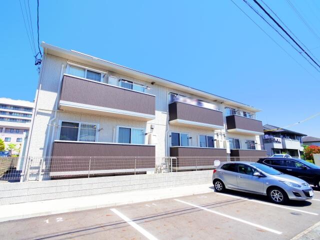 静岡県藤枝市南駿河台５丁目の物件外観写真