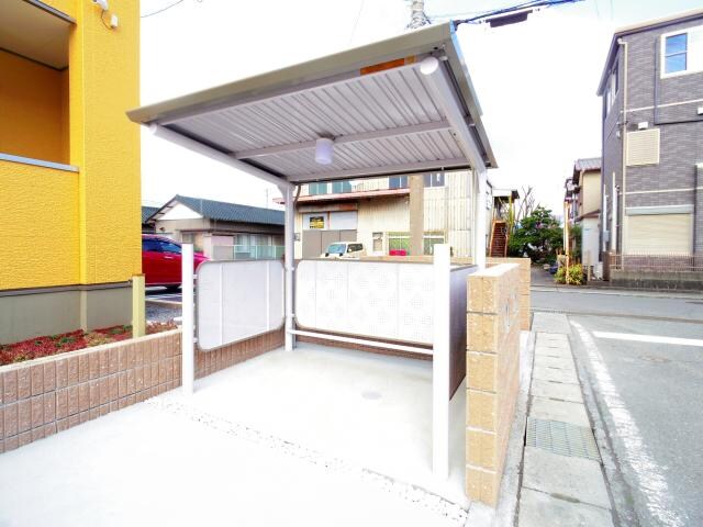 静岡駅 バス23分  南安倍川橋下車：停歩8分 2階の物件外観写真