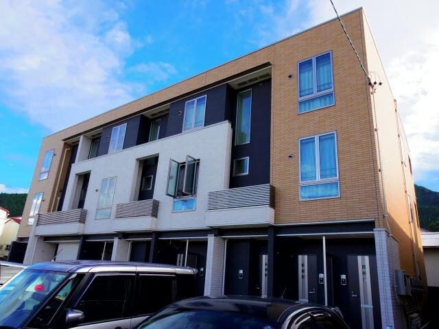 静岡駅 バス26分  静岡西高校下車：停歩6分の物件外観写真