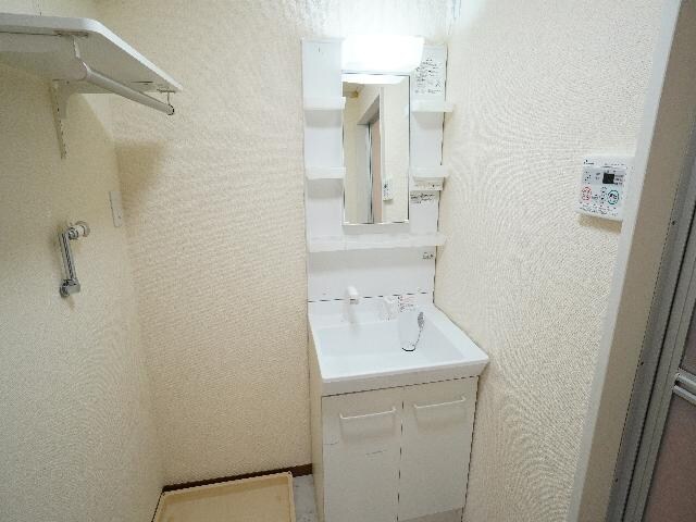 静岡駅 バス23分  池ヶ谷下車：停歩3分 2階の物件内観写真