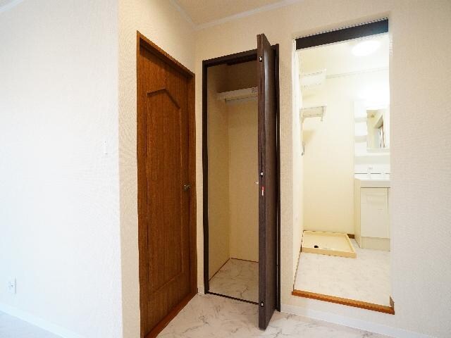 静岡駅 バス23分  池ヶ谷下車：停歩3分 2階の物件内観写真