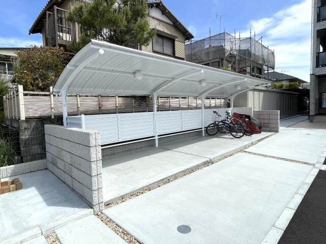 静岡駅 バス22分  千代田七丁目東部体育館入口下車：停歩5分 1階の物件外観写真