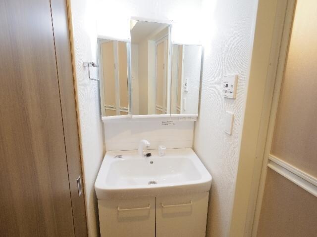 静岡駅 バス22分  千代田七丁目東部体育館入口下車：停歩5分 1階の物件内観写真