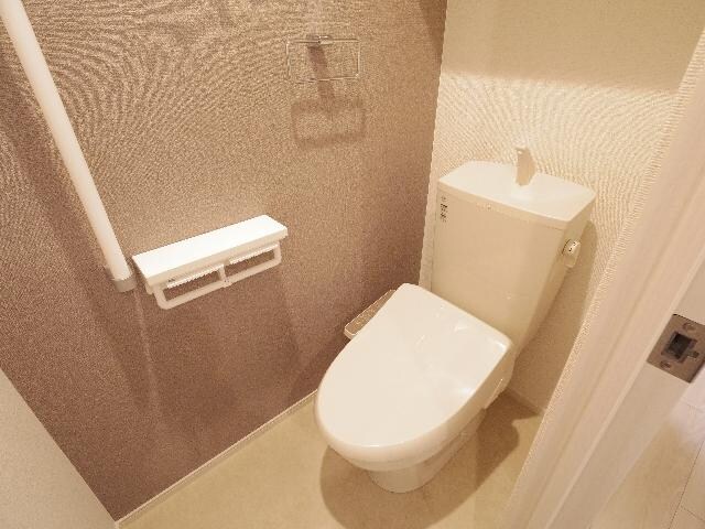 静岡駅 バス22分  千代田七丁目東部体育館入口下車：停歩5分 1階の物件内観写真