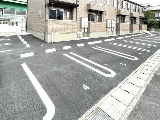 静岡駅 バス20分  籠上北秀英予備校前下車：停歩5分 1階の物件外観写真