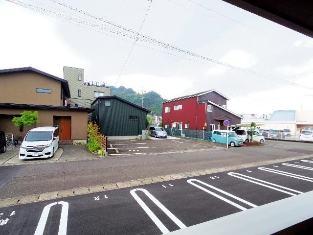 静岡駅 バス20分  籠上北秀英予備校前下車：停歩5分 1階の物件内観写真