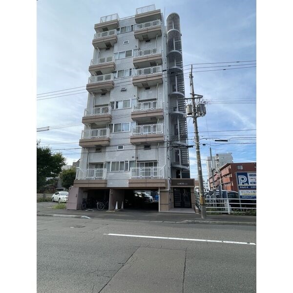 北１３条東駅 徒歩5分 4階の物件外観写真