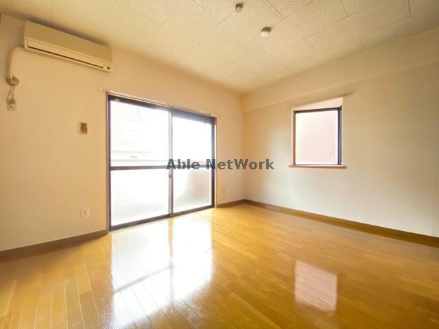 グラスリードの物件内観写真