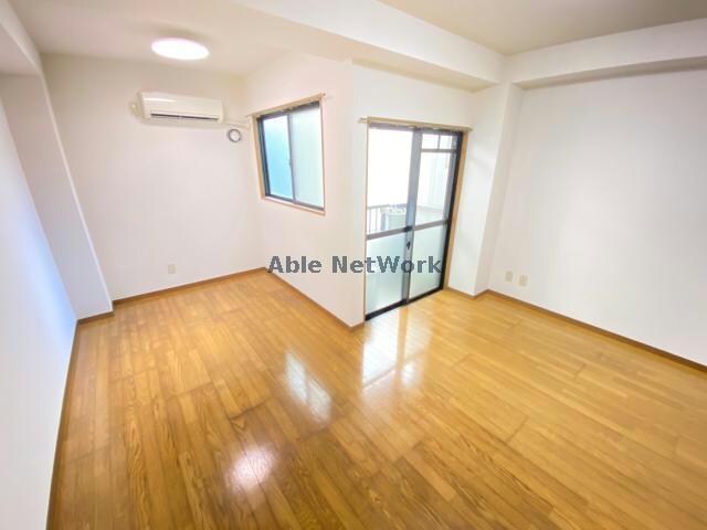 エスタジオ新屋敷の物件内観写真