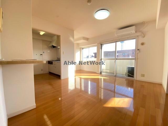 坪井セントラルパーク飛鳥の物件内観写真