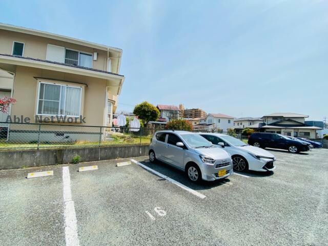 フォーリストの物件外観写真