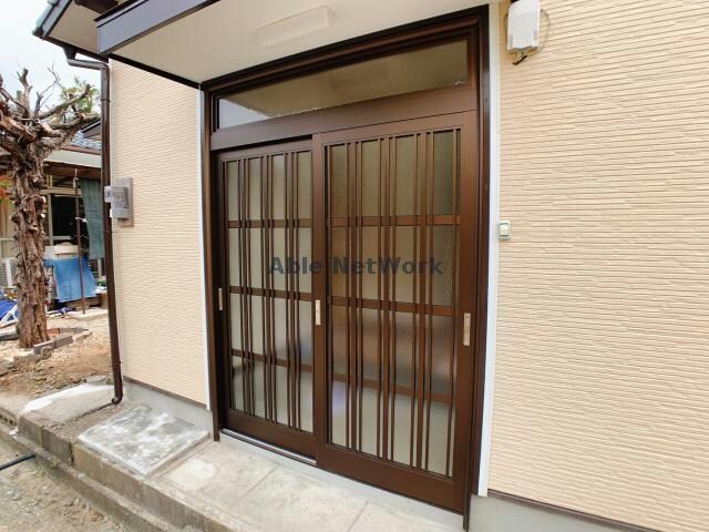 出水5丁目貸家の物件外観写真