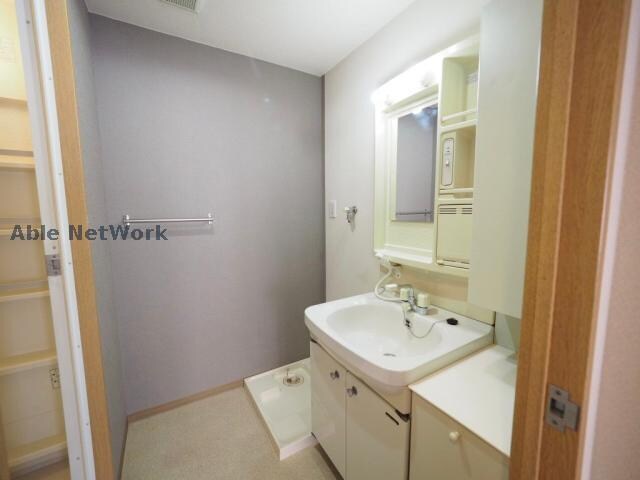 自衛隊前 徒歩2分 2階の物件内観写真