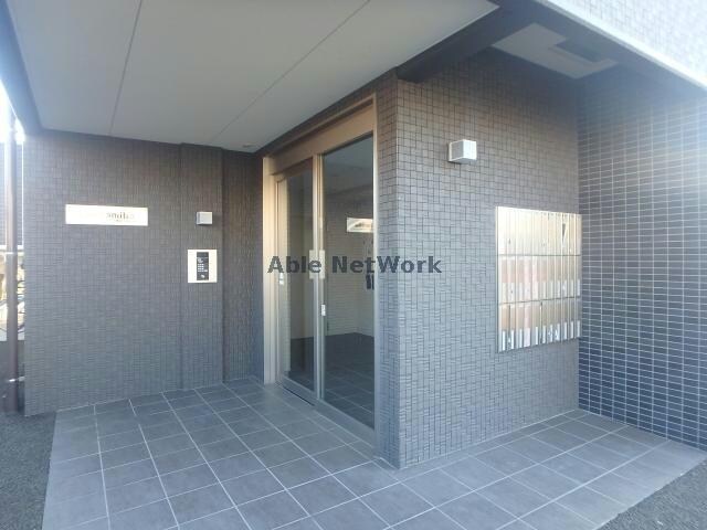 レオファミーユ世安の物件外観写真