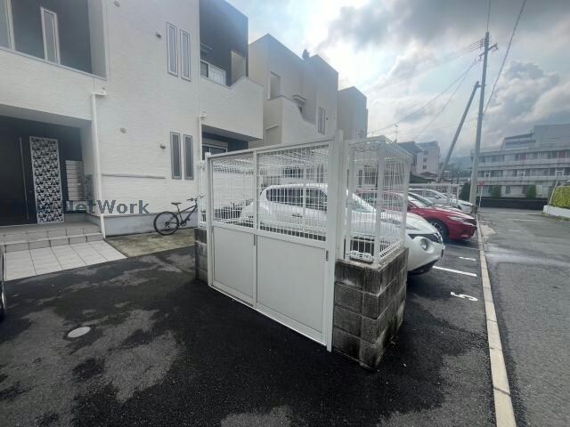 GRANDTICフロンティアの物件外観写真