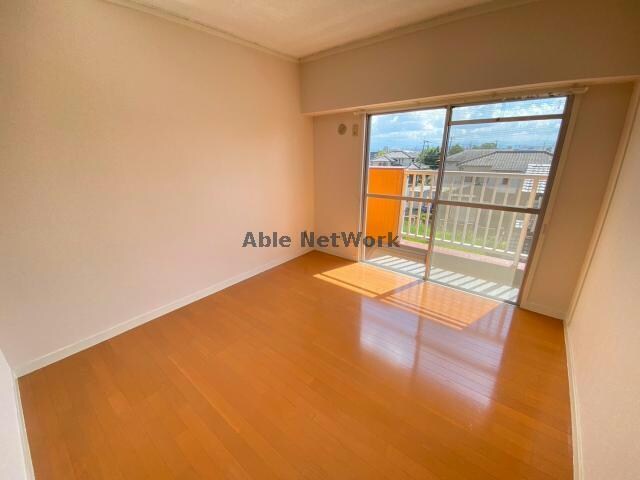 シャトー出水飛鳥の物件内観写真