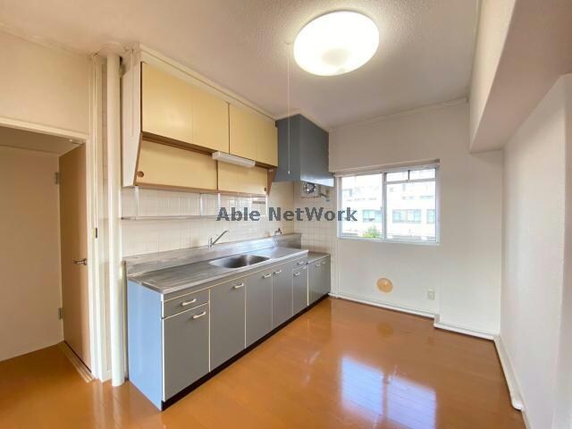 シャトー出水飛鳥の物件内観写真