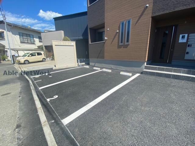 GRANDTIC　F.C.Rの物件外観写真