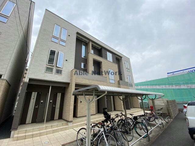 カルムメゾン平成Ⅱの物件外観写真