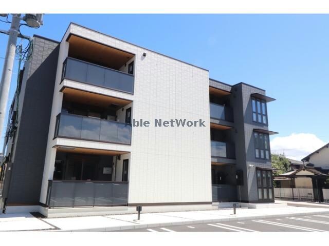 ラルゴ白山通りの物件外観写真