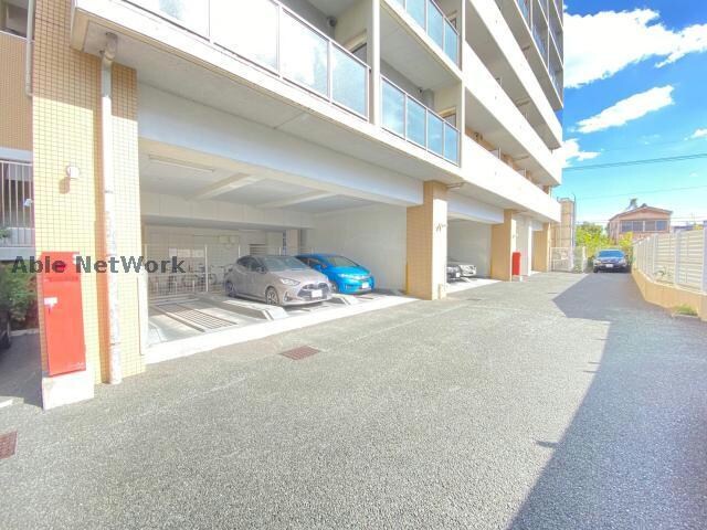 QREST熊大病院前の物件外観写真