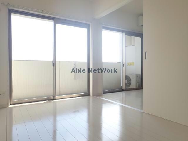 リスタジォーネ迎町の物件内観写真