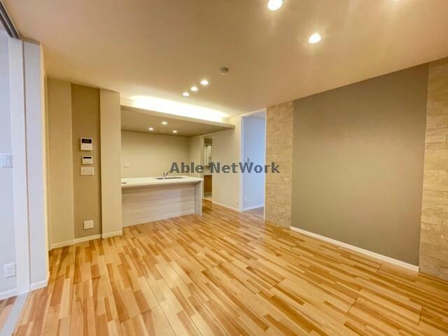 シャーメゾンローツェ国府の物件内観写真