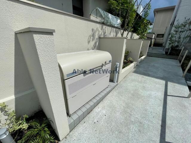 シャーメゾンローツェ国府の物件外観写真