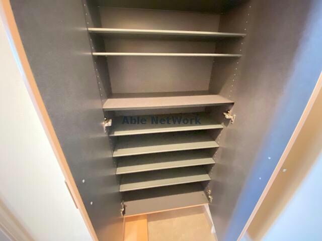 サンヒルズ県庁東の物件内観写真