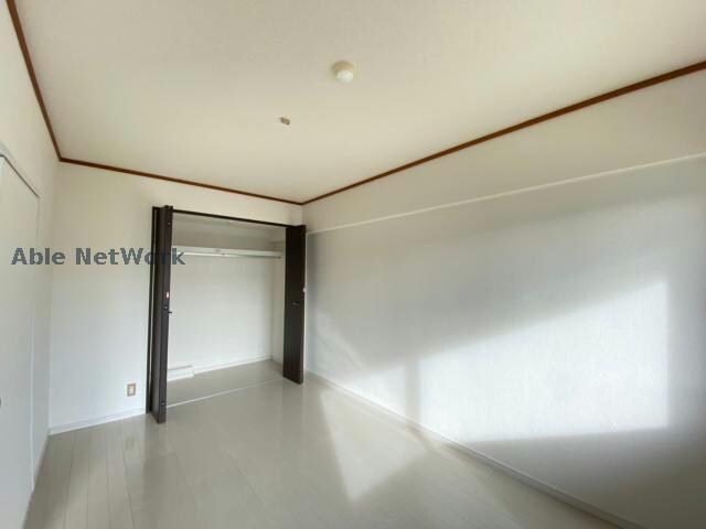 プレジデント島崎の物件内観写真