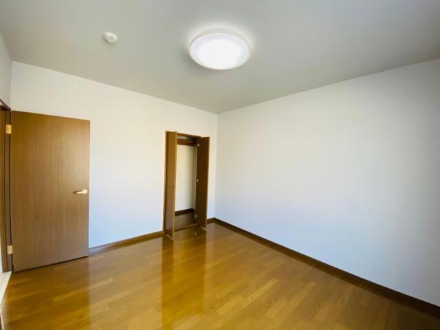 エステートピア園田Ⅱの物件内観写真