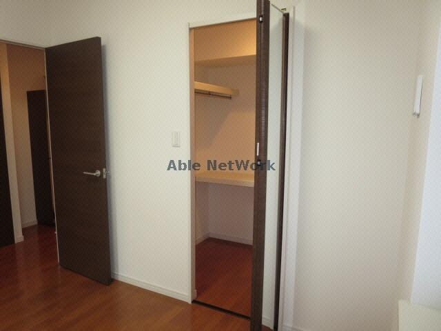 クイーンズ藤崎表参道の物件内観写真