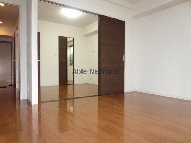 クイーンズ藤崎表参道の物件内観写真