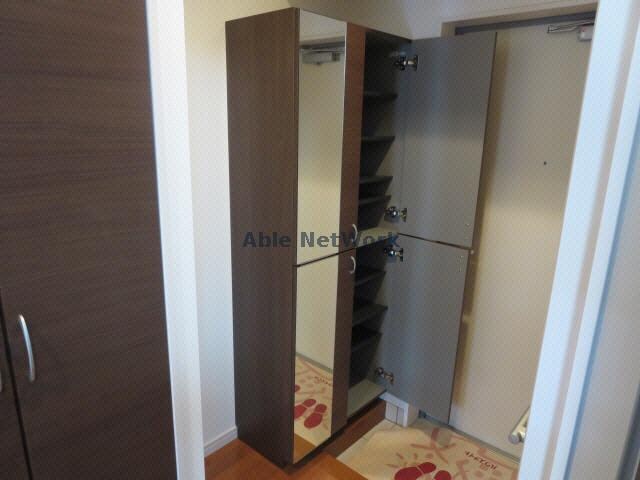 クイーンズ藤崎表参道の物件内観写真