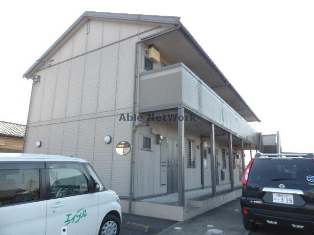 エストリル2の物件外観写真