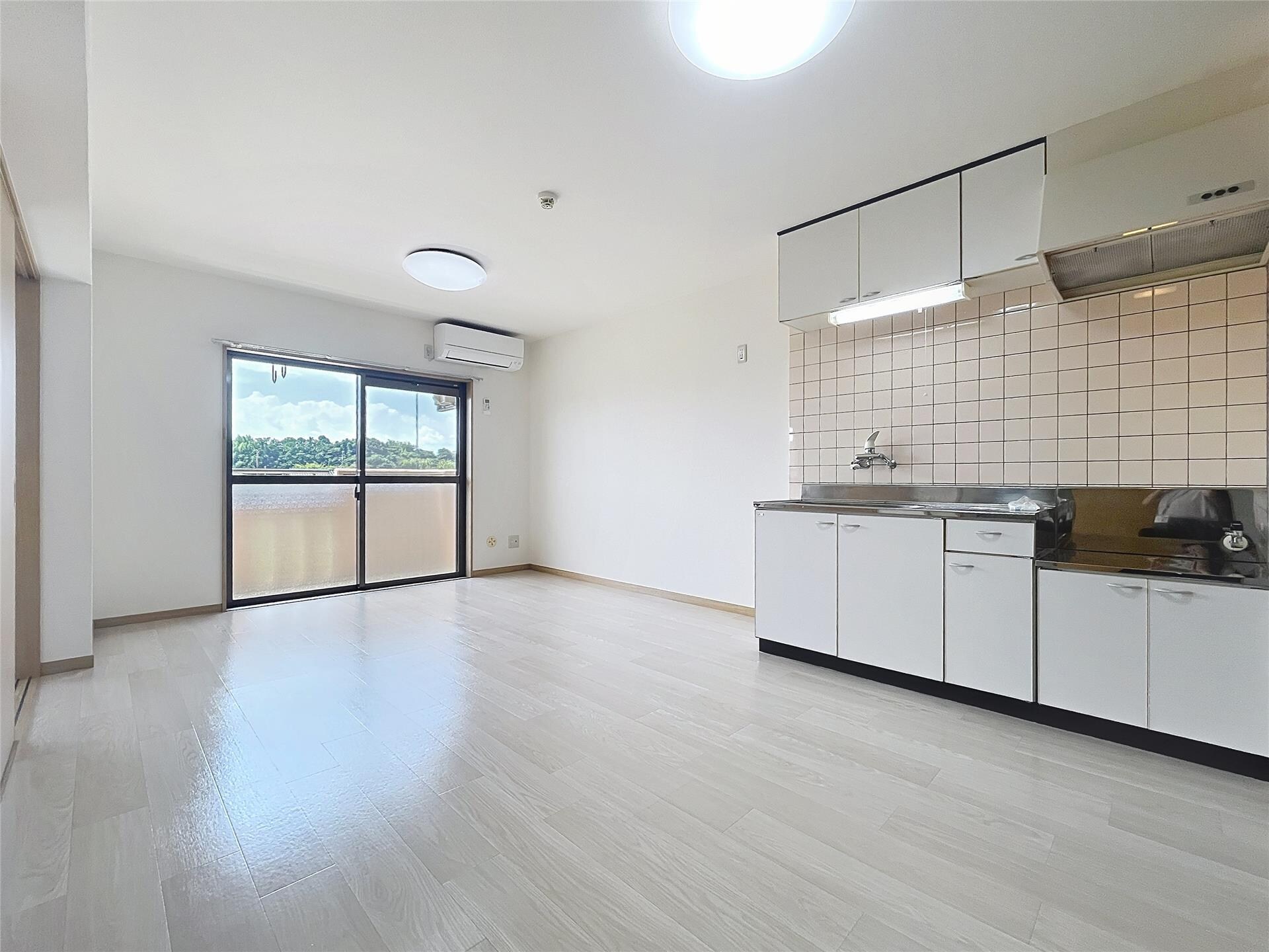 リバーサイド月崎Aの物件内観写真