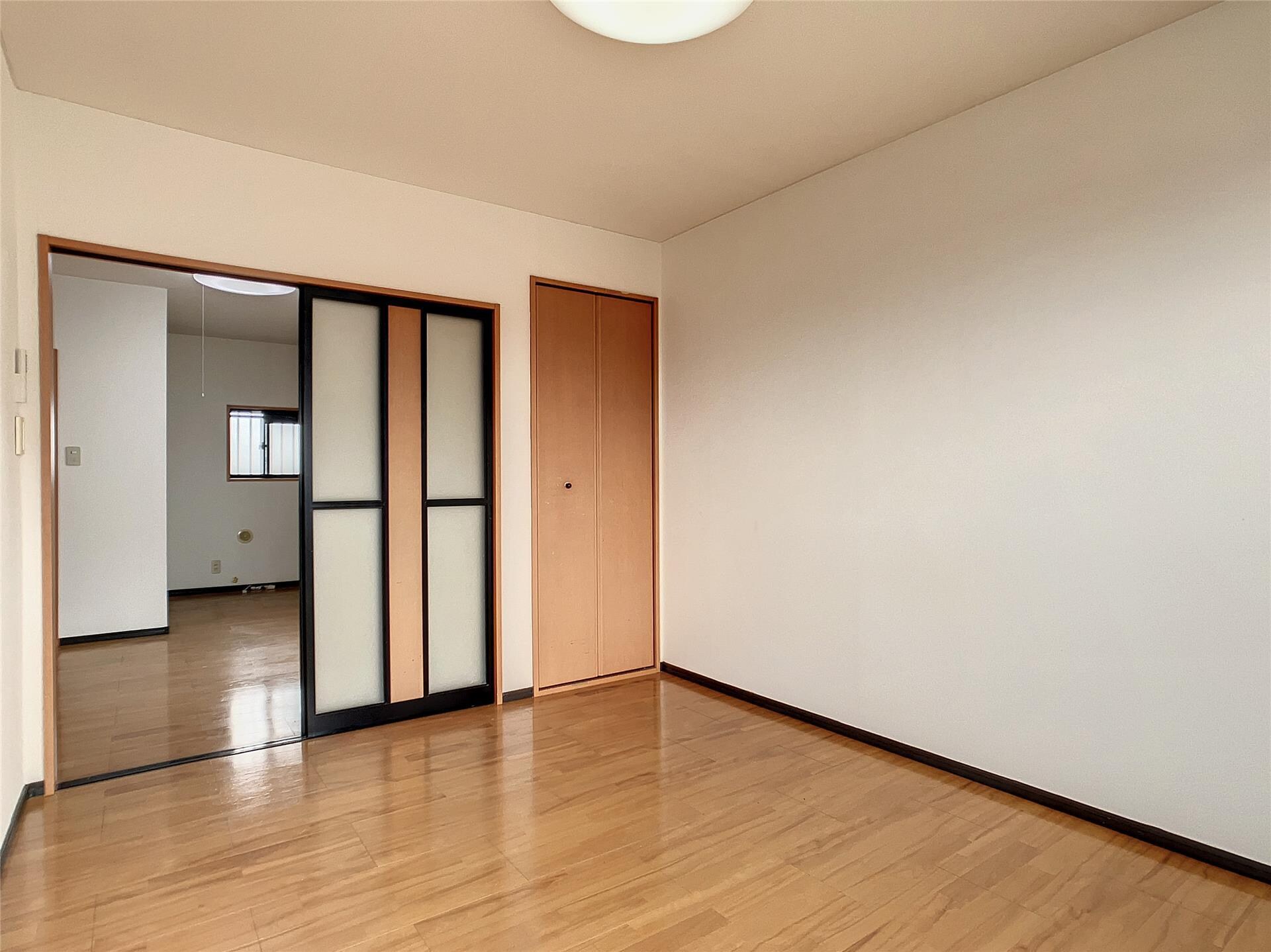 モンベルガーデンIの物件内観写真