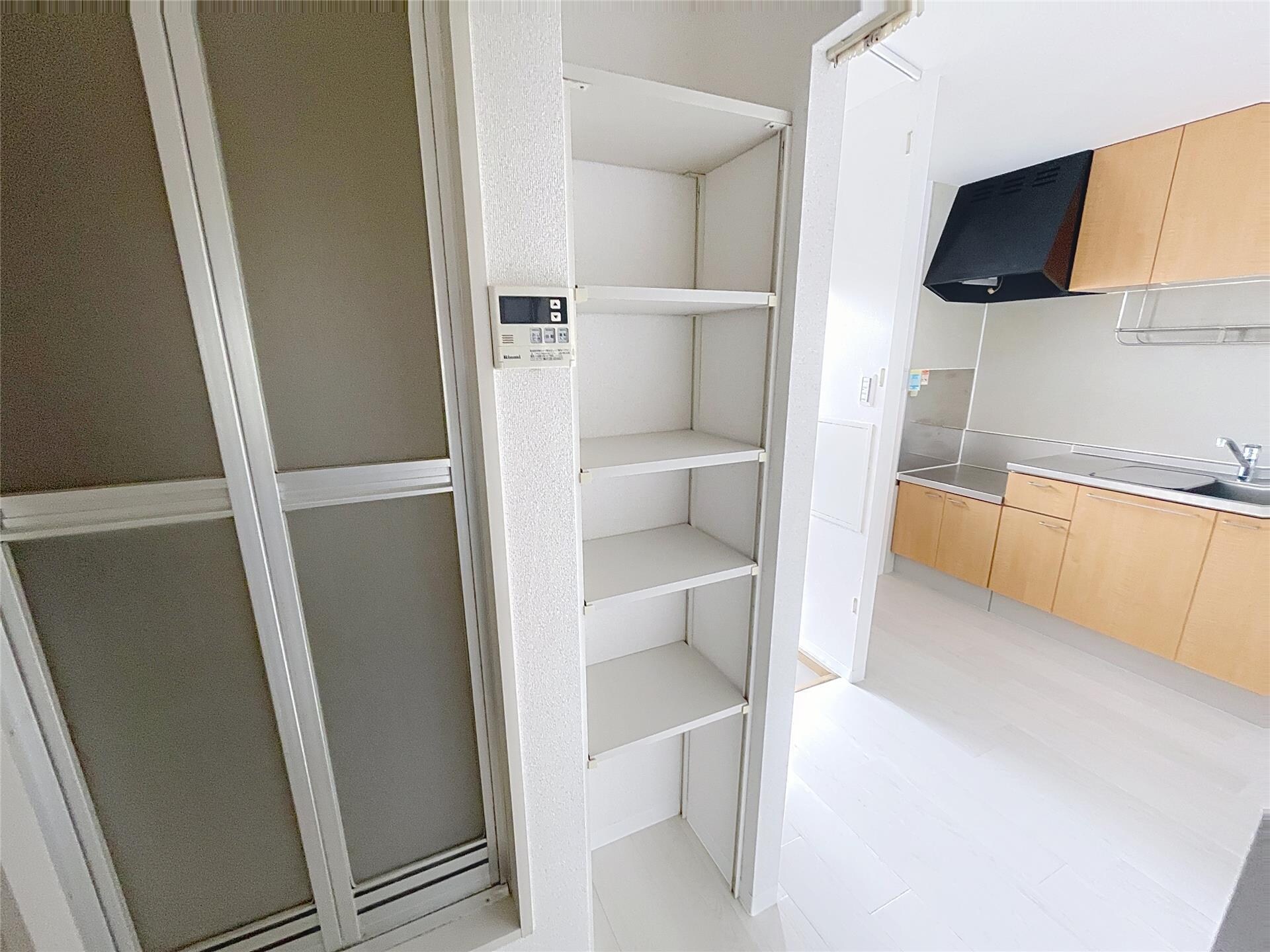 ブルーウィングの物件内観写真