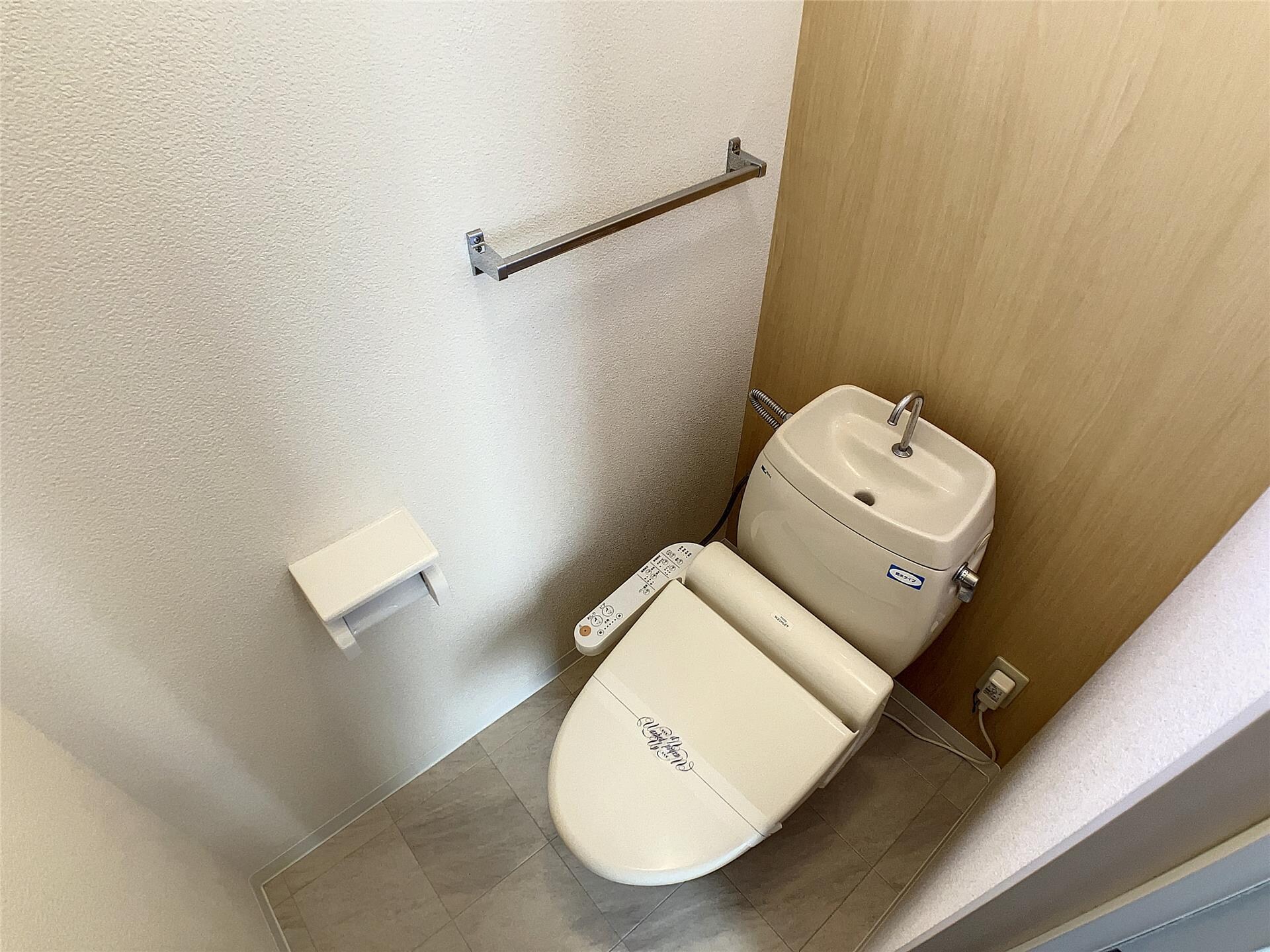 ディアス東中央 Ｃ棟の物件内観写真