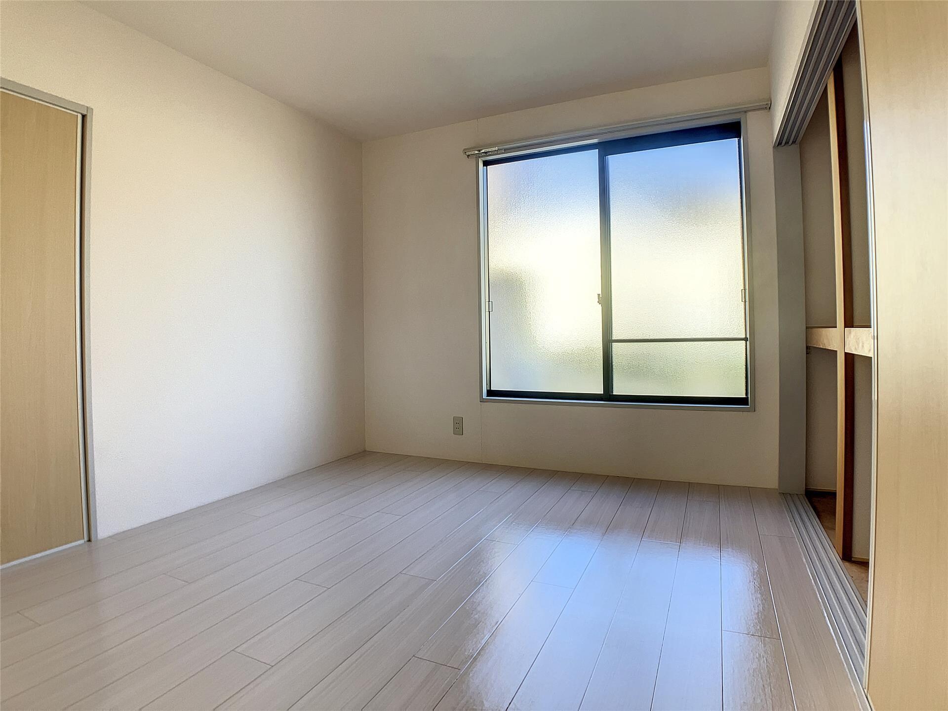 ディアス東中央 Ｃ棟の物件内観写真