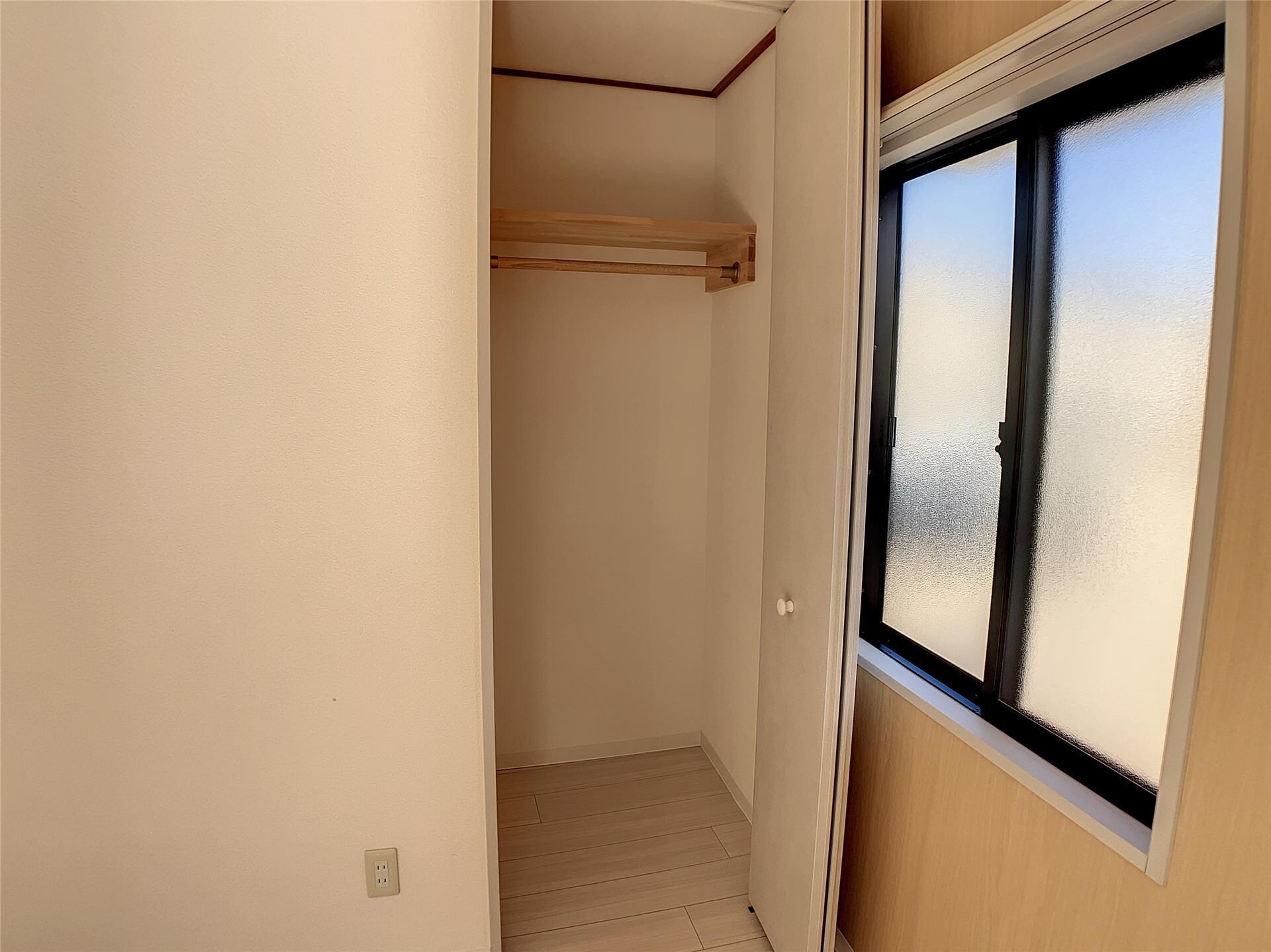 ディアス東中央 Ｃ棟の物件内観写真