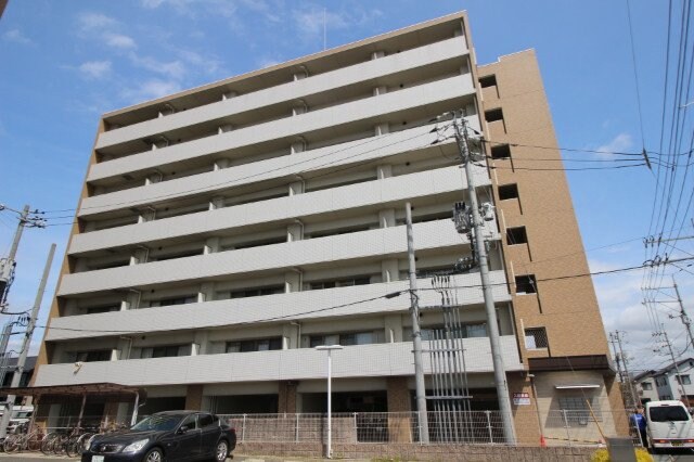 COCO西市の物件外観写真