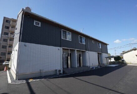 マーメゾン新福の物件外観写真